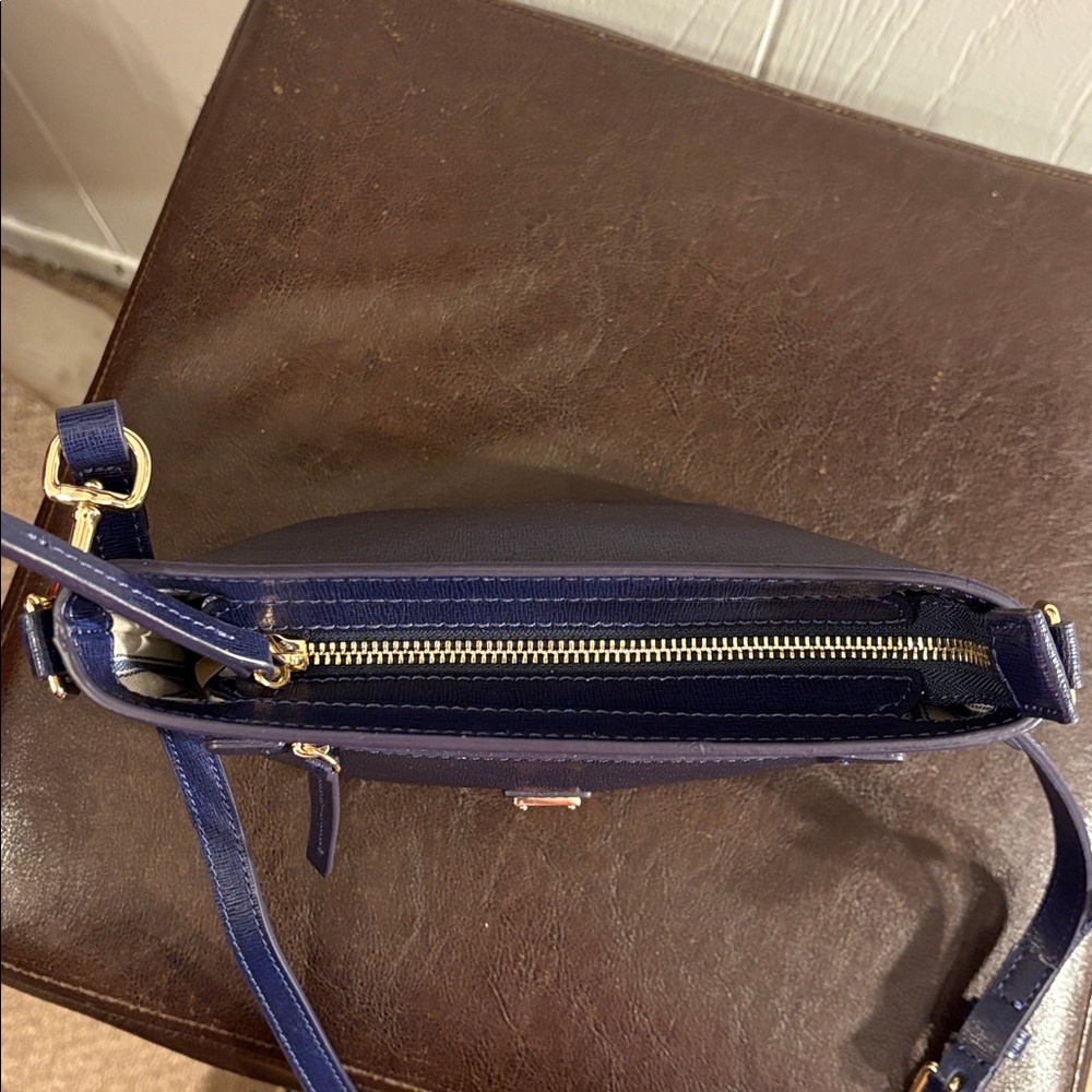 NWOT Dooney & Bourke Navy Blue Crossbody - Picture 9 of 11
